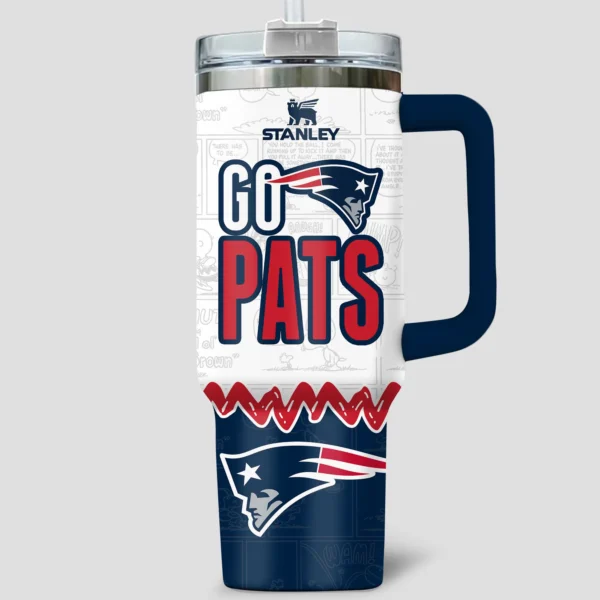 Snoopy x New England Patriots Tumblers 40oz with Transparent Lid, Handle & Straw Custom Your Name